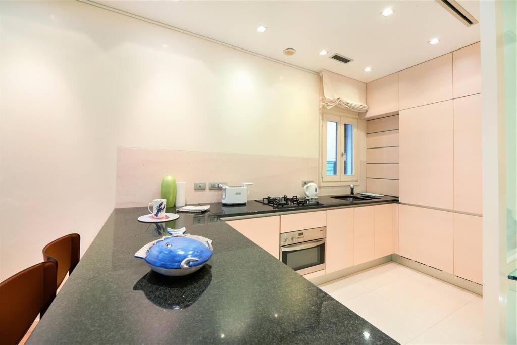 Ca' Santa Eufemia, Cozy And Classy, Sleep 4 Apartamento *